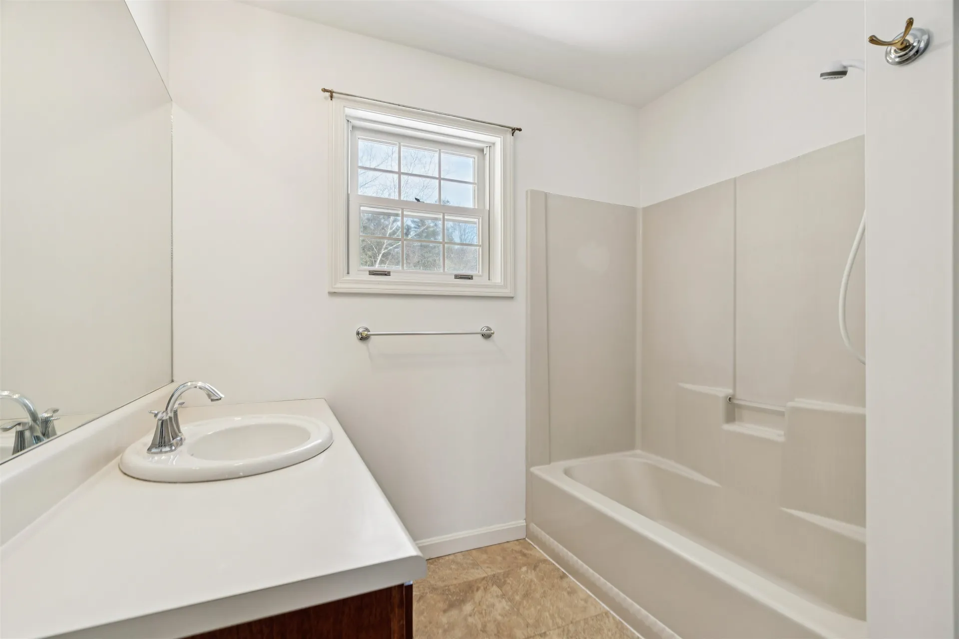 192 Cross Street Hartford VT 05001