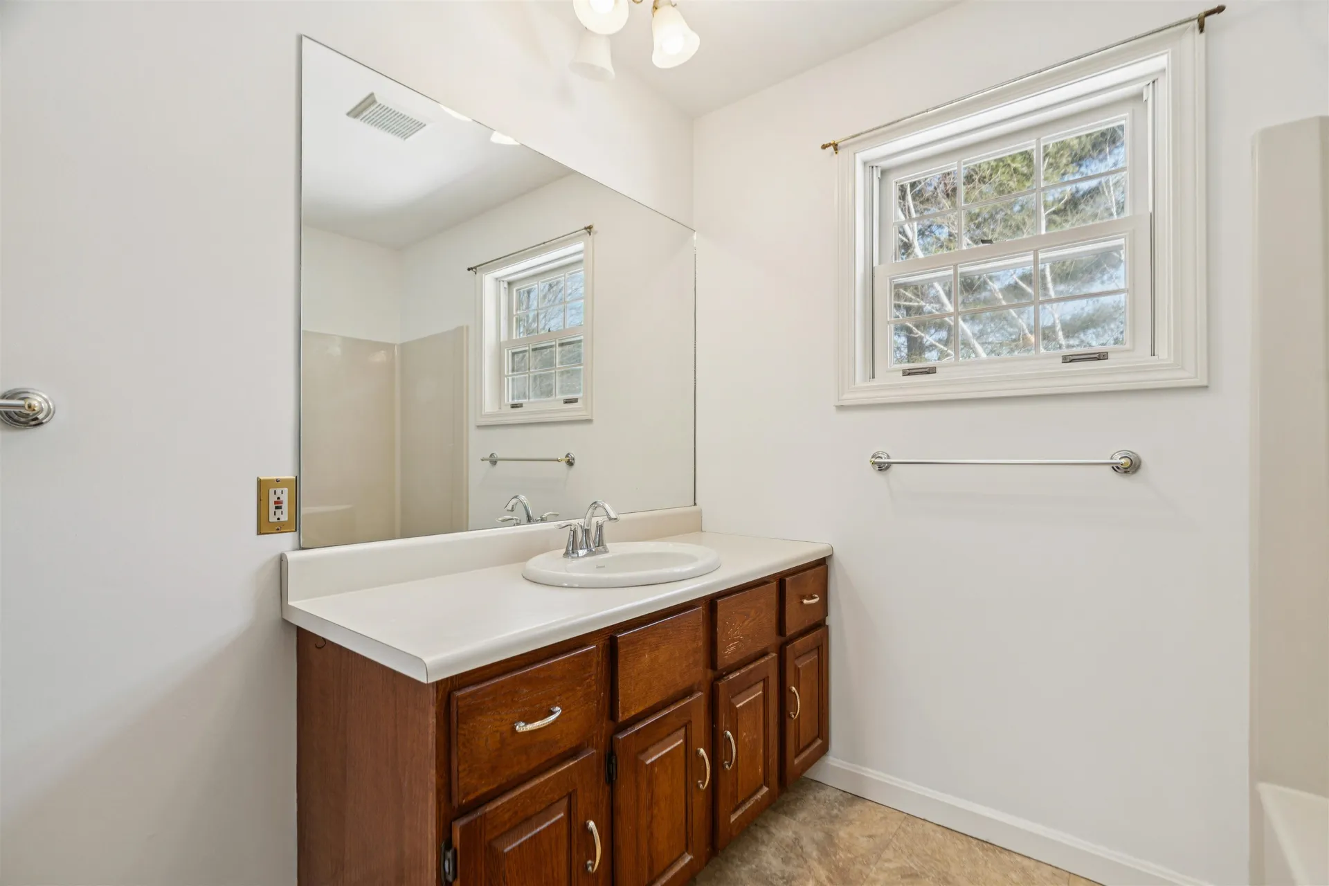 192 Cross Street Hartford VT 05001