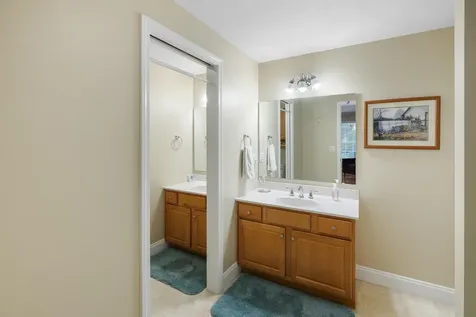 28 Linden Drive Hampstead NH 03826
