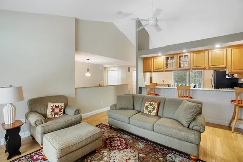 28 Linden Drive Hampstead NH 03826