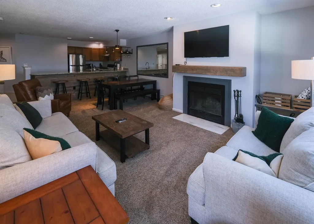 28 Fowler Road Ludlow VT 05149
