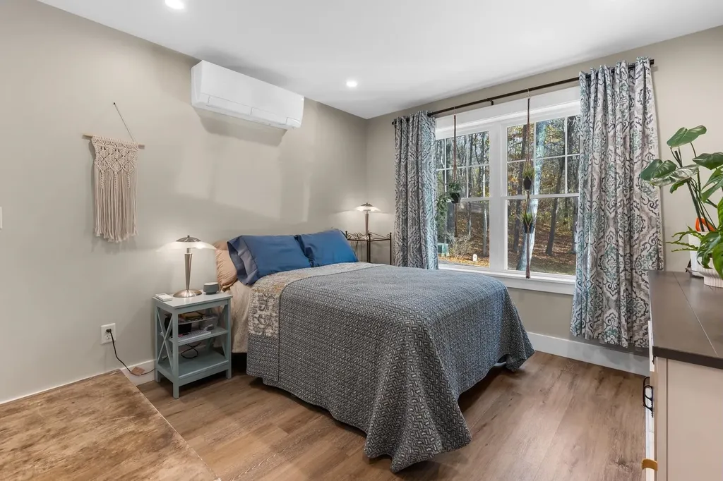 65 Wildbrook Lane Eliot ME 03903