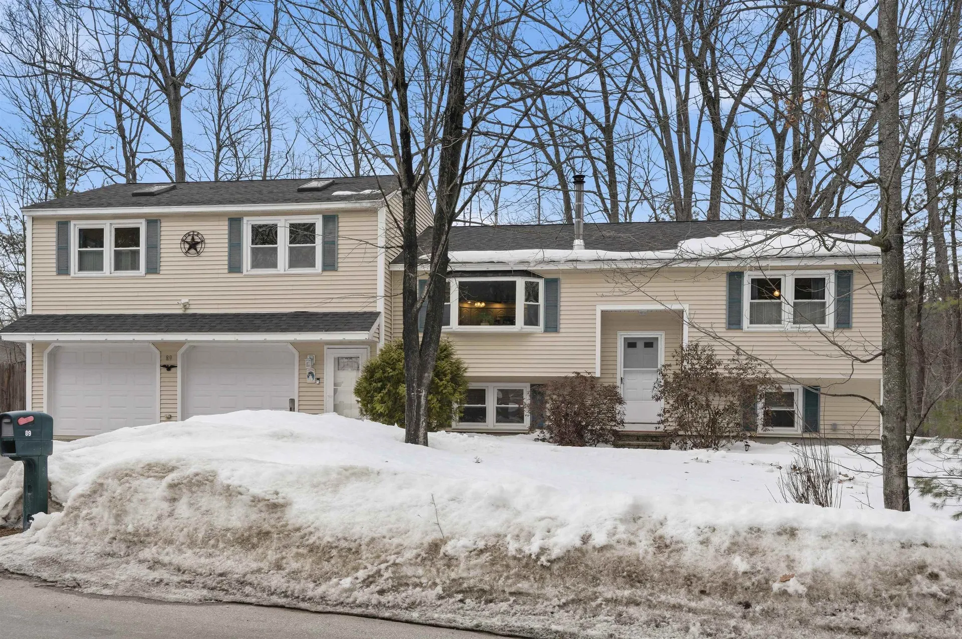 89 Moose Club Park Road Goffstown NH 03045