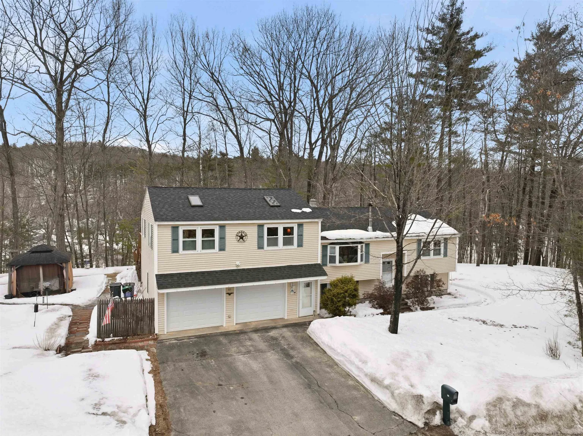 89 Moose Club Park Road Goffstown NH 03045