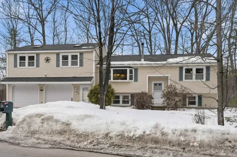 89 Moose Club Park Road Goffstown NH 03045