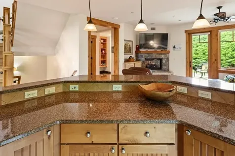 20 Inspiration Lane Stowe VT 05672