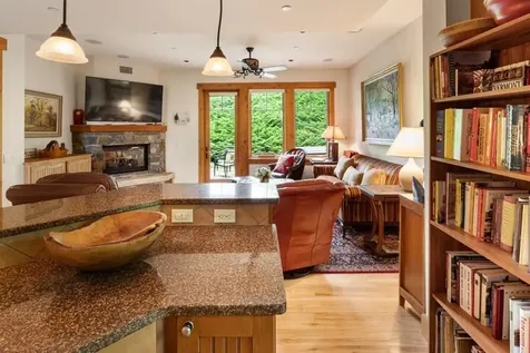 20 Inspiration Lane Stowe VT 05672