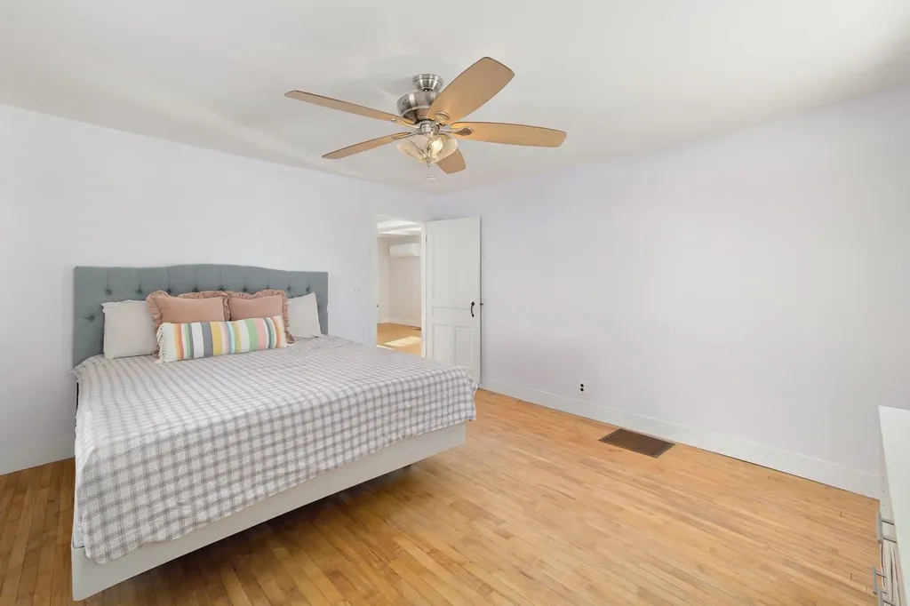 227 Hollow Road Waterbury VT 05677