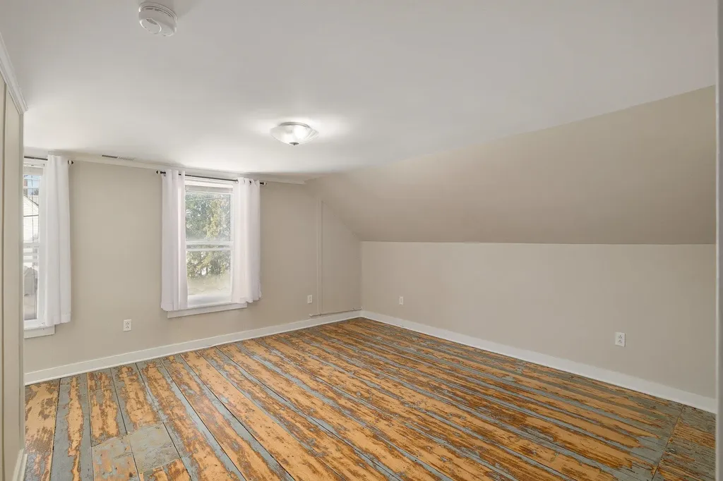 227 Hollow Road Waterbury VT 05677