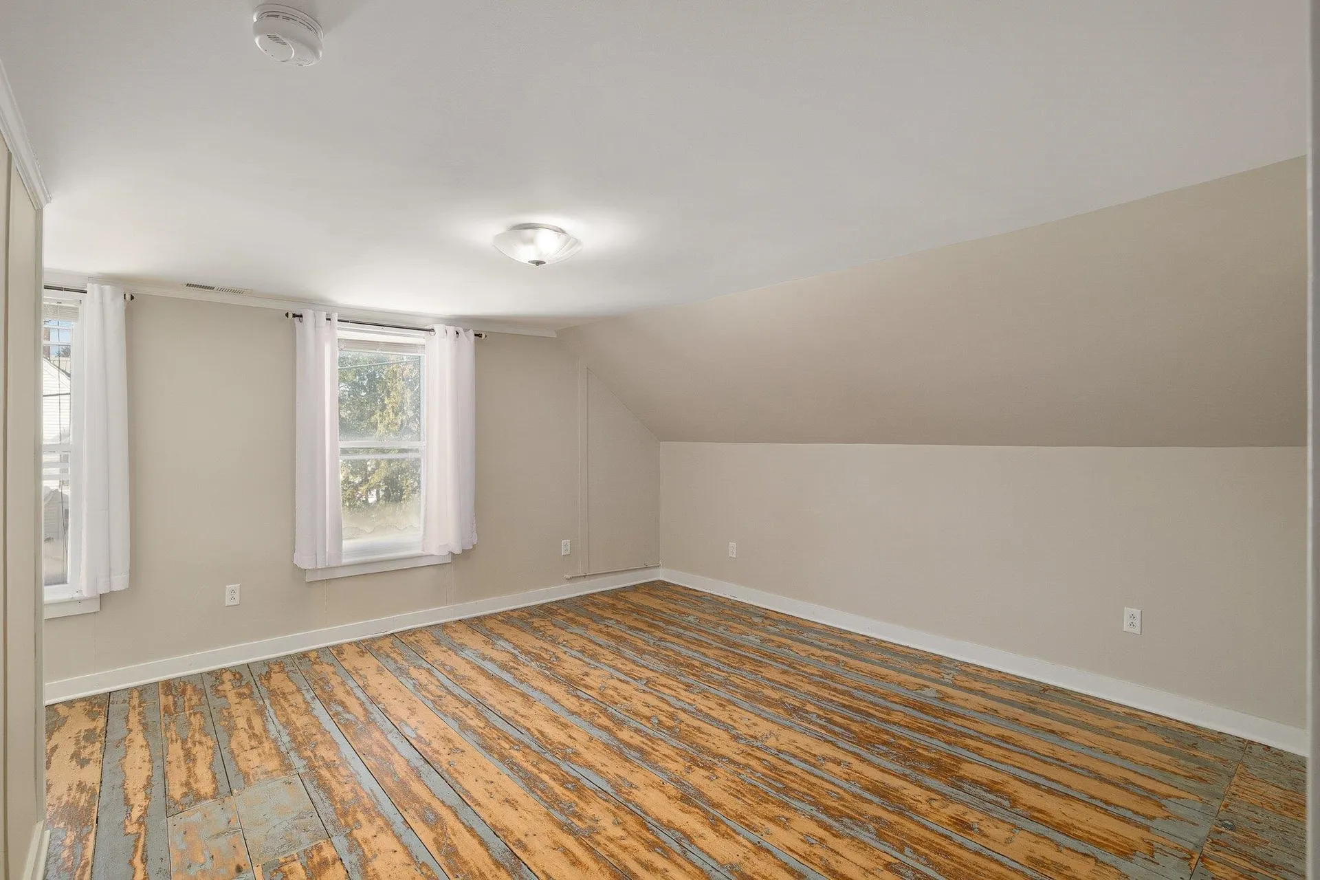 227 Hollow Road Waterbury VT 05677