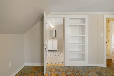 227 Hollow Road Waterbury VT 05677