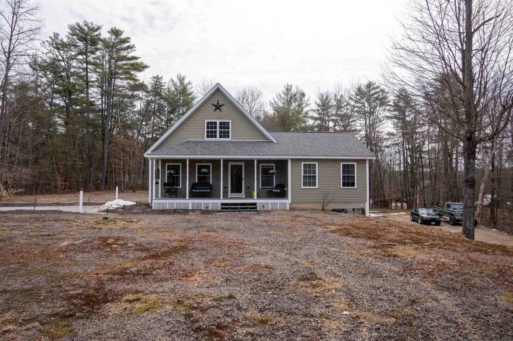 60 Chichester Road Loudon NH 03813