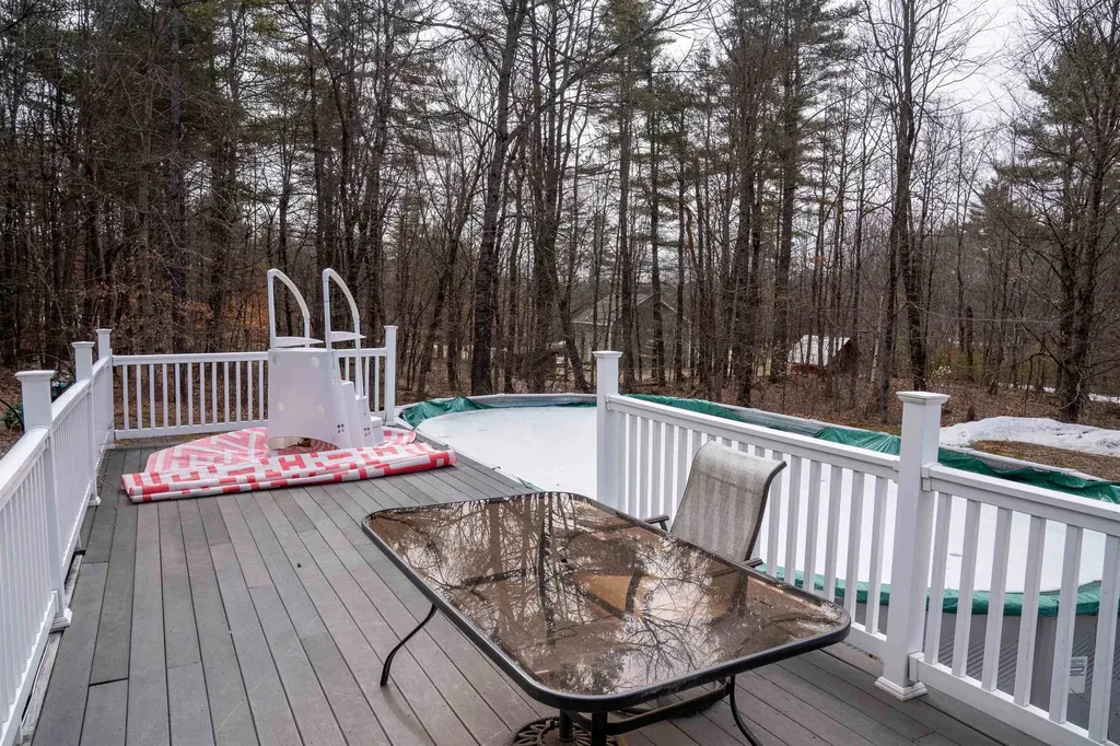 60 Chichester Road Loudon NH 03813