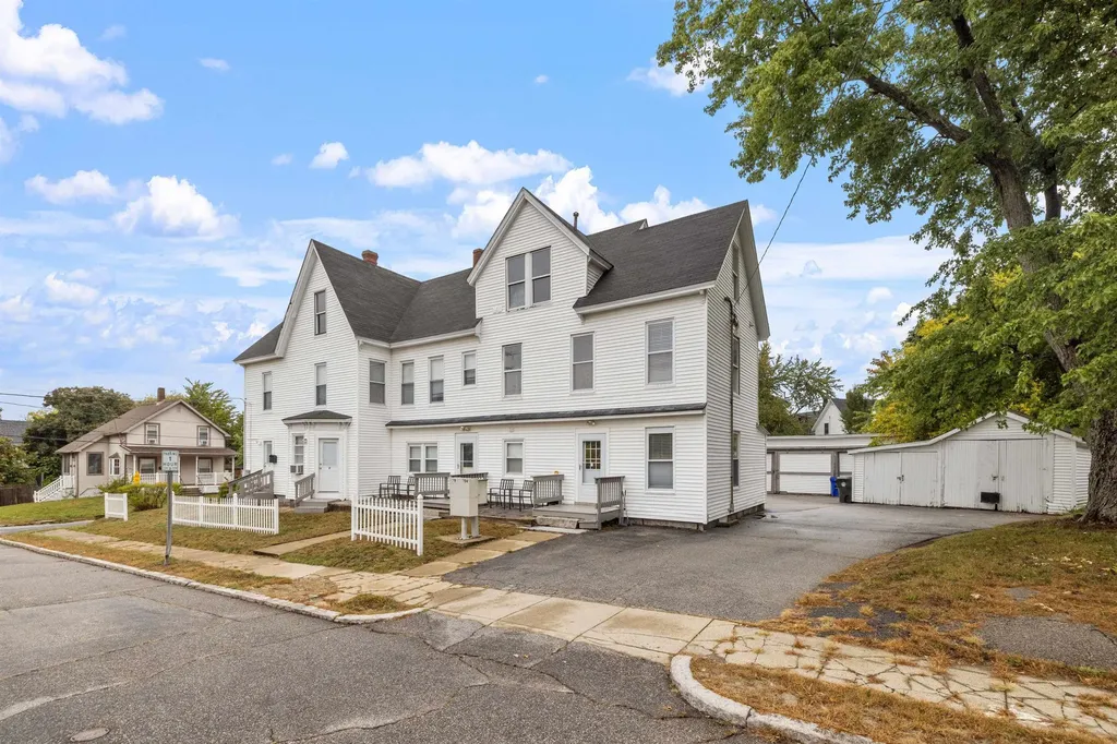 792 Grove Street Manchester NH 03103
