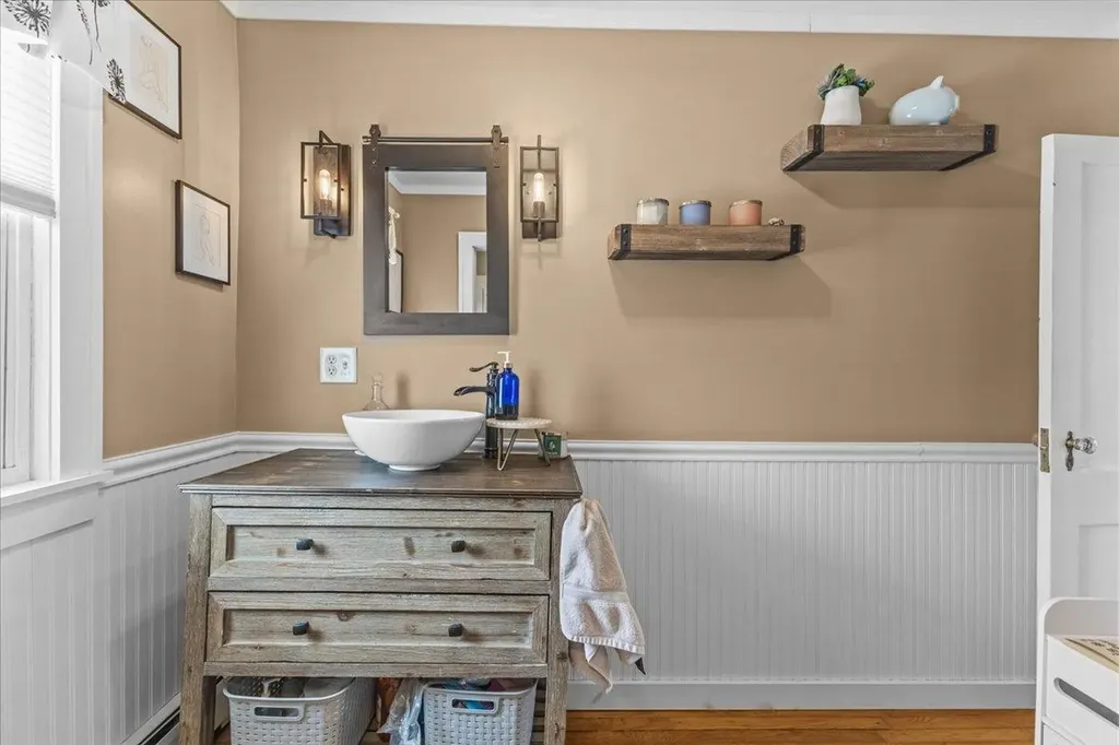 205 Us Route 2 Grand Isle VT 05458