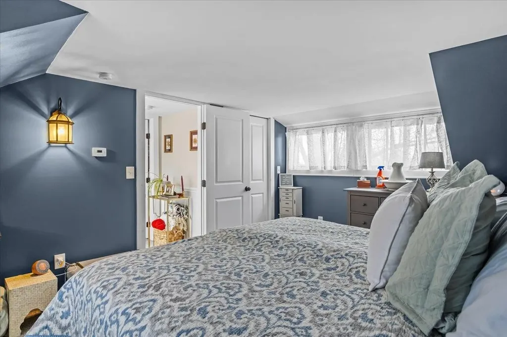 205 Us Route 2 Grand Isle VT 05458