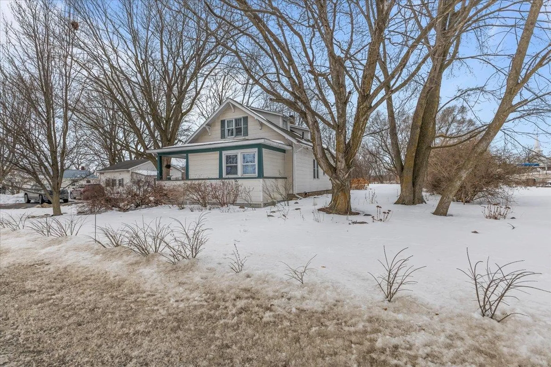 205 Us Route 2 Grand Isle VT 05458