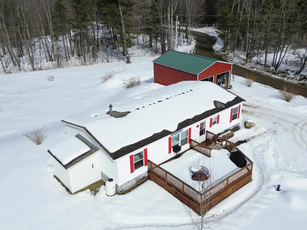 11 Clement Drive Landaff NH 03585