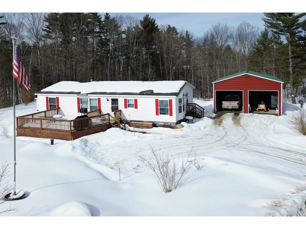 11 Clement Drive Landaff NH 03585