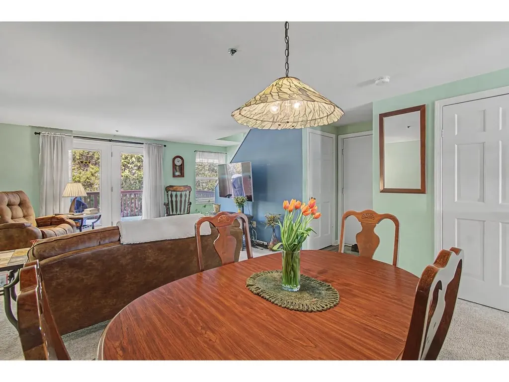 8 Arthur Court Burlington VT 05401