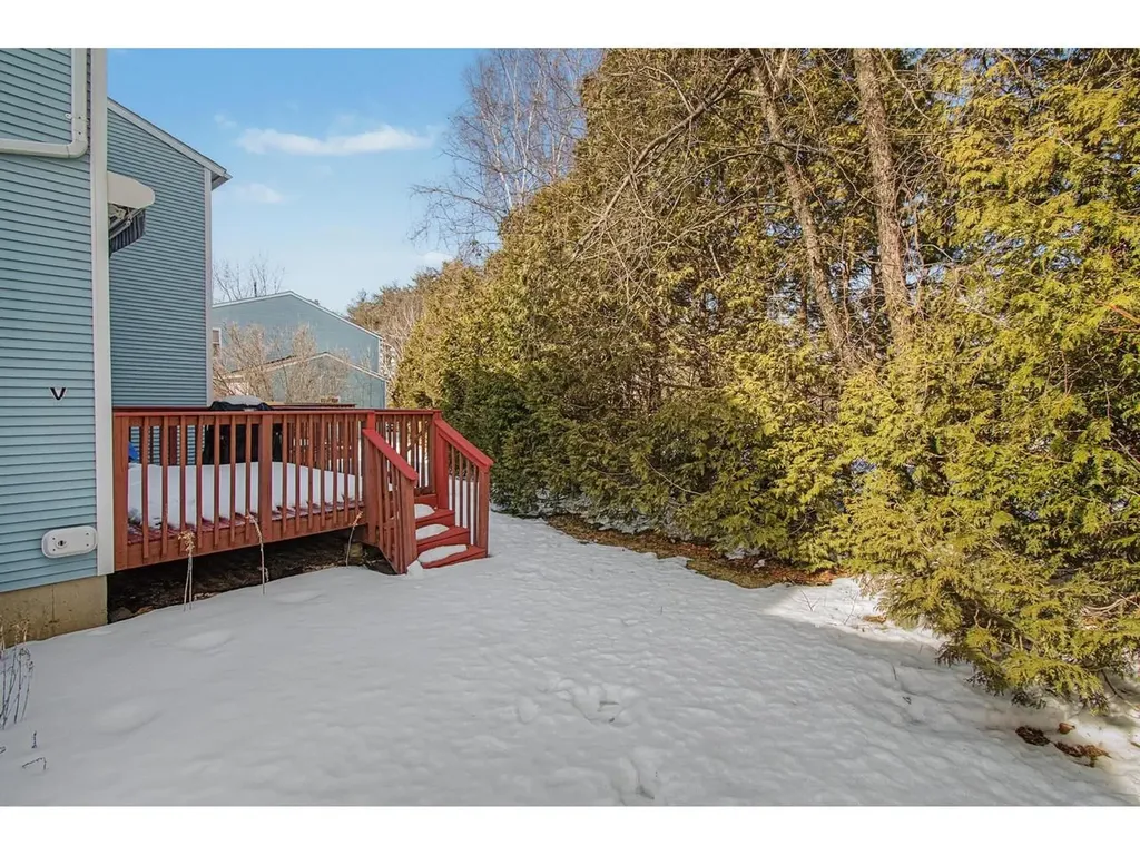 8 Arthur Court Burlington VT 05401