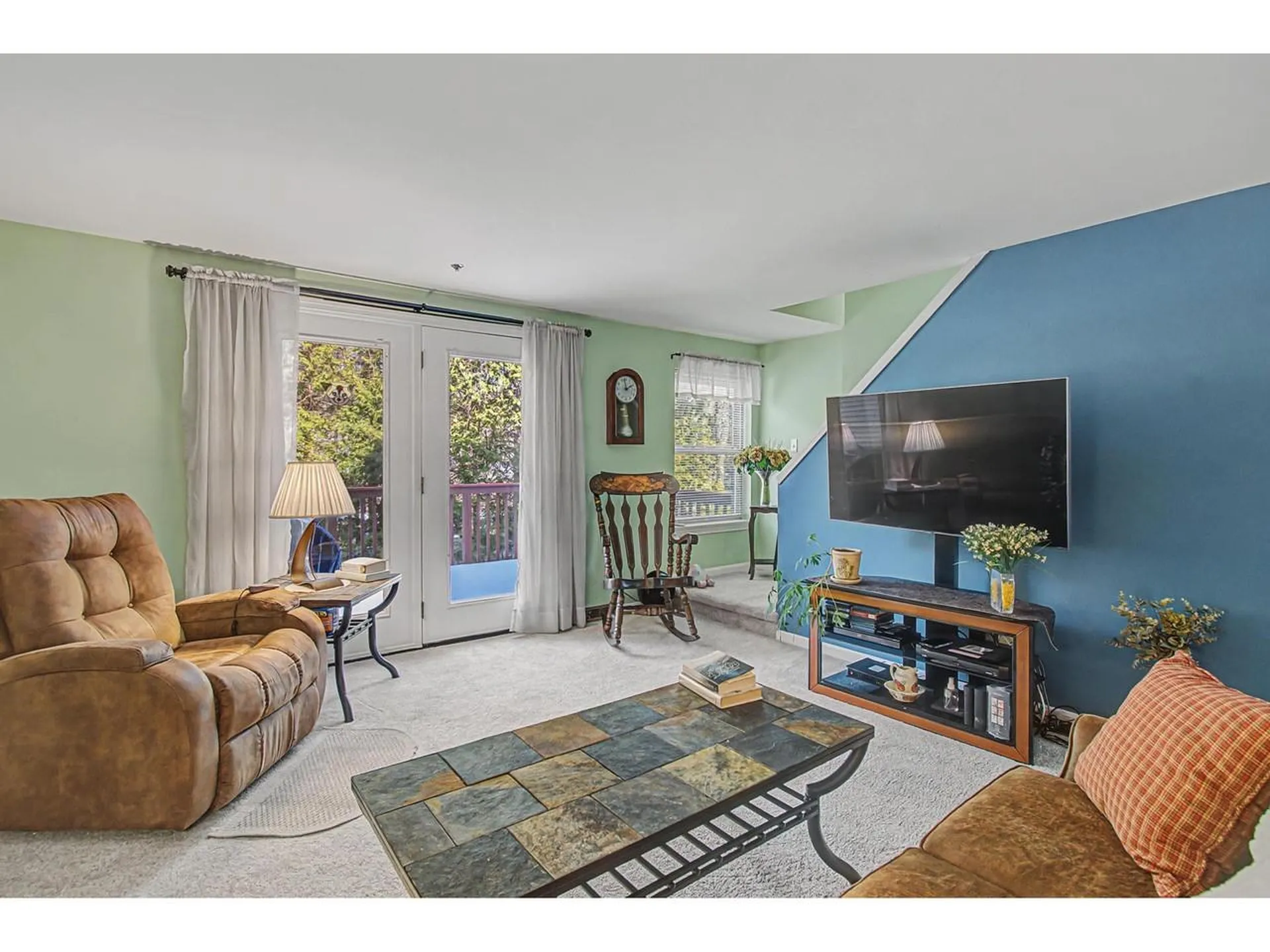 8 Arthur Court Burlington VT 05401