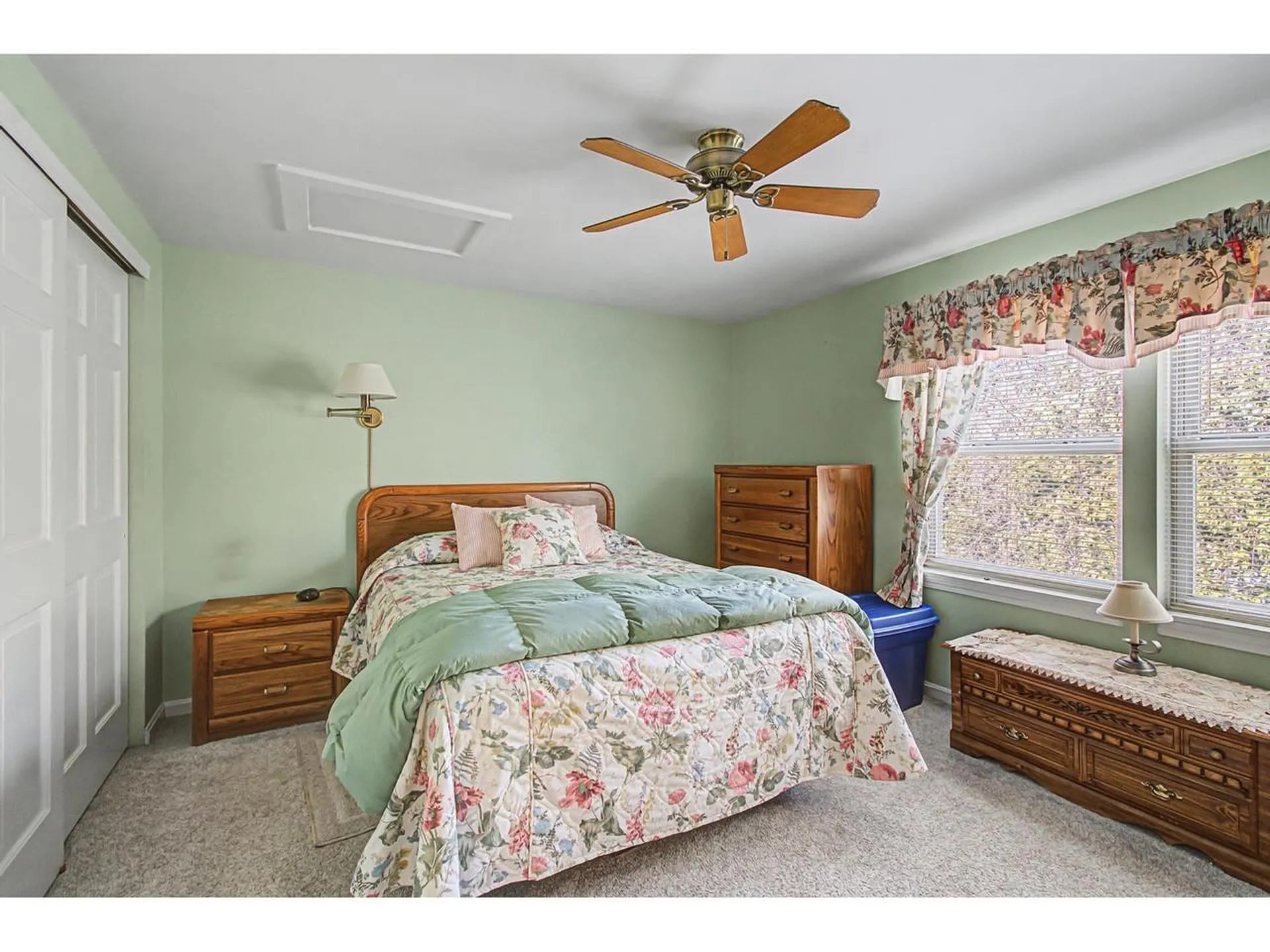 8 Arthur Court Burlington VT 05401