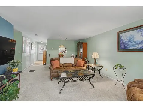 8 Arthur Court Burlington VT 05401