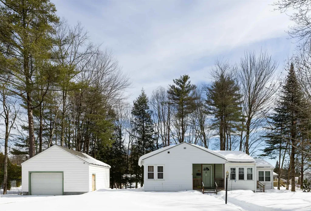 117 Airport Road Hartford VT 05001