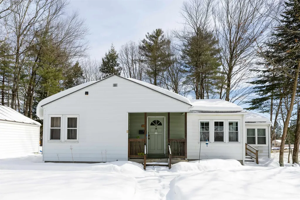 117 Airport Road Hartford VT 05001