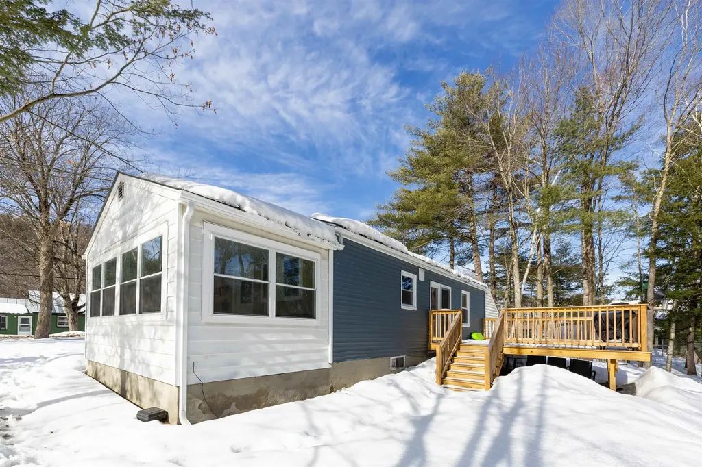 117 Airport Road Hartford VT 05001