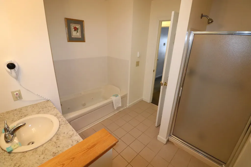 156 Deer Park Drive Woodstock NH 03262