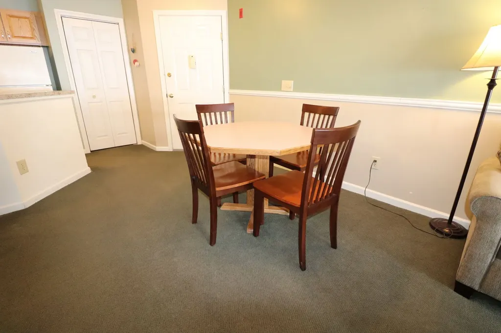 156 Deer Park Drive Woodstock NH 03262