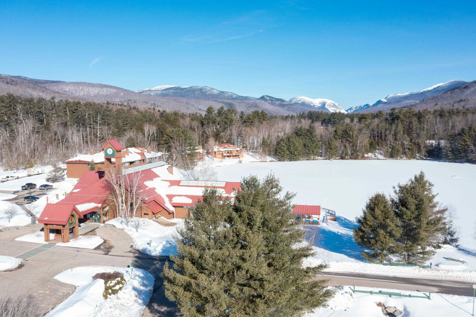 156 Deer Park Drive Woodstock NH 03262