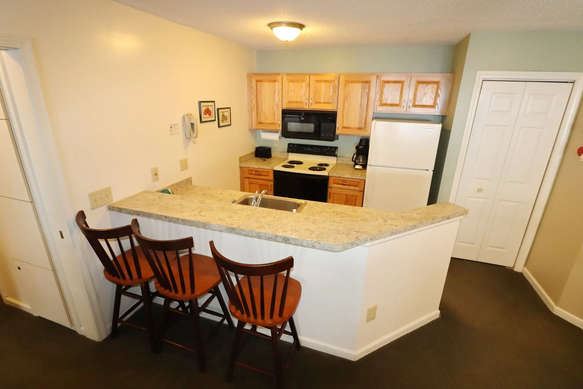 156 Deer Park Drive Woodstock NH 03262