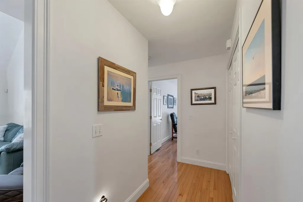 11 Vineyard Drive Stratham NH 03885