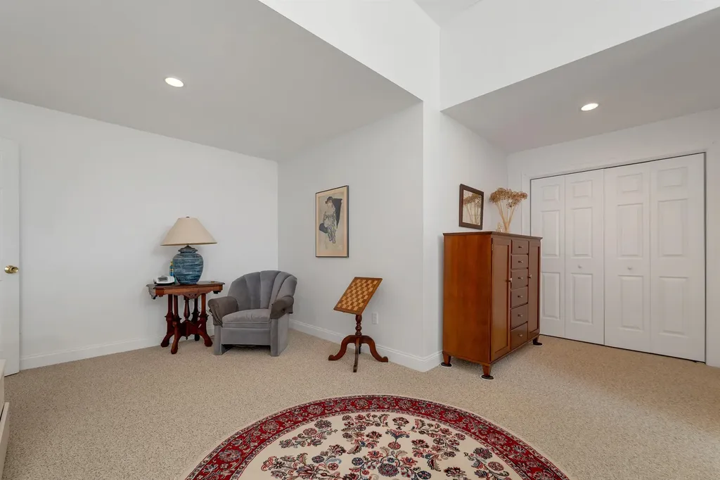 11 Vineyard Drive Stratham NH 03885