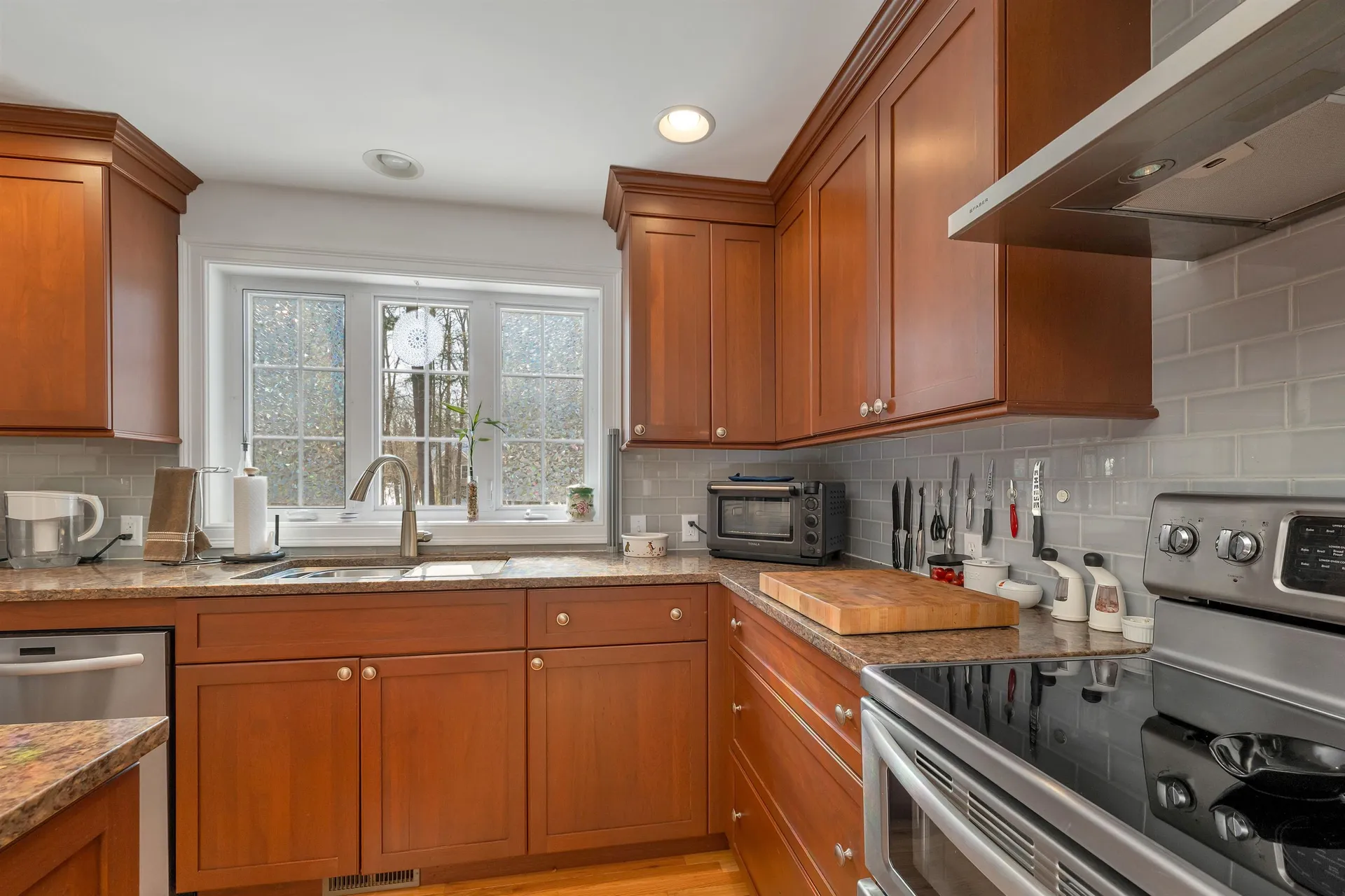 11 Vineyard Drive Stratham NH 03885