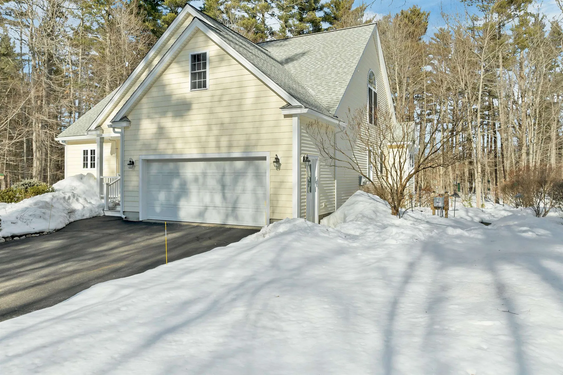 11 Vineyard Drive Stratham NH 03885