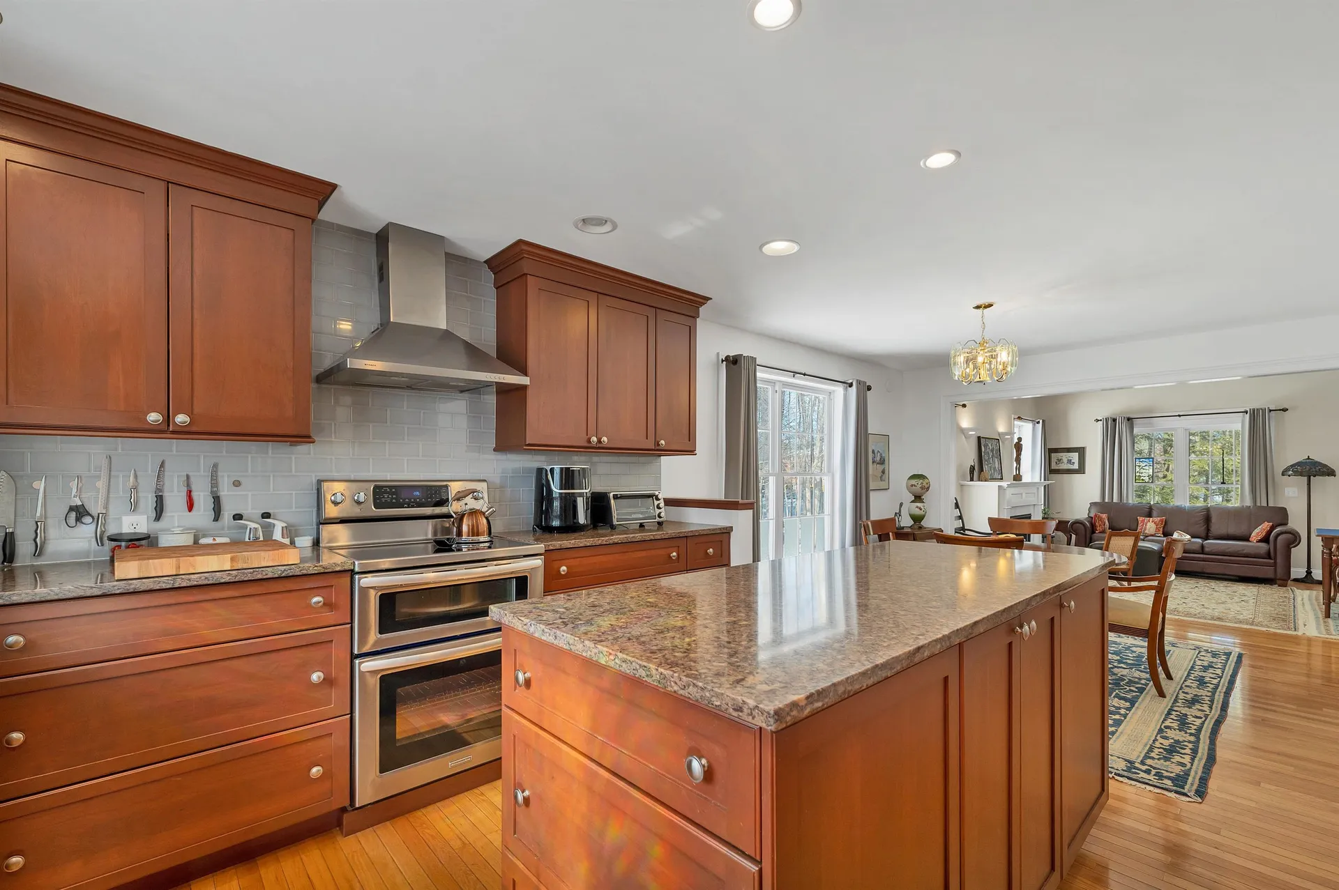 11 Vineyard Drive Stratham NH 03885