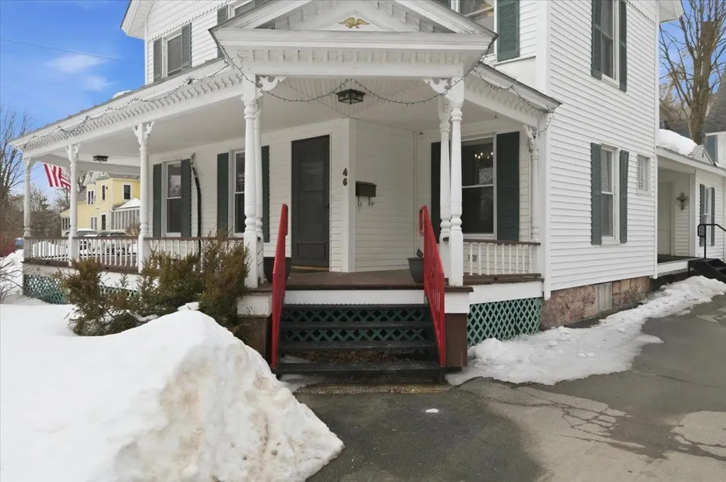 46 Church Street Richford VT 05476