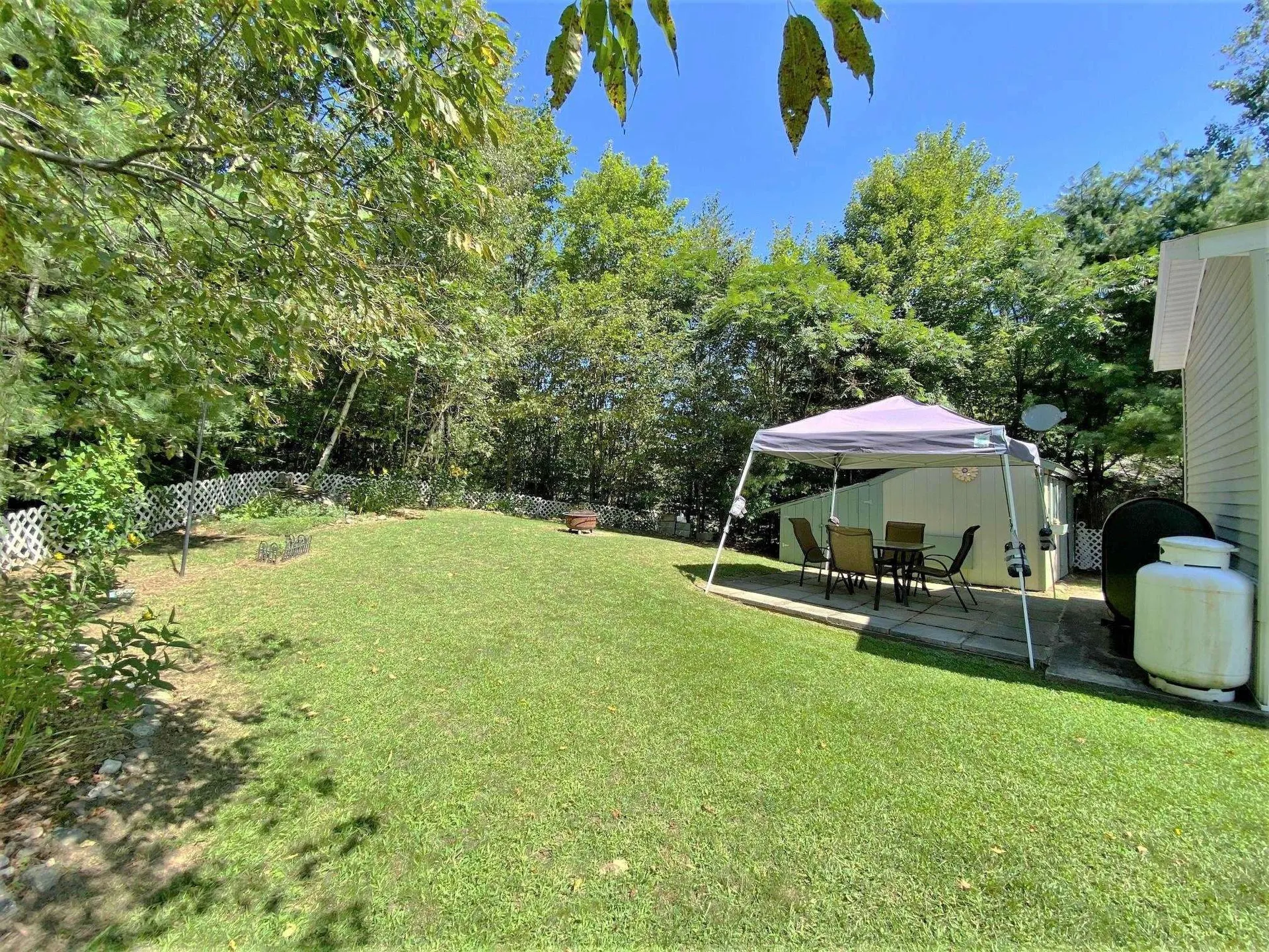 27 Fairway Avenue Newport NH 03773