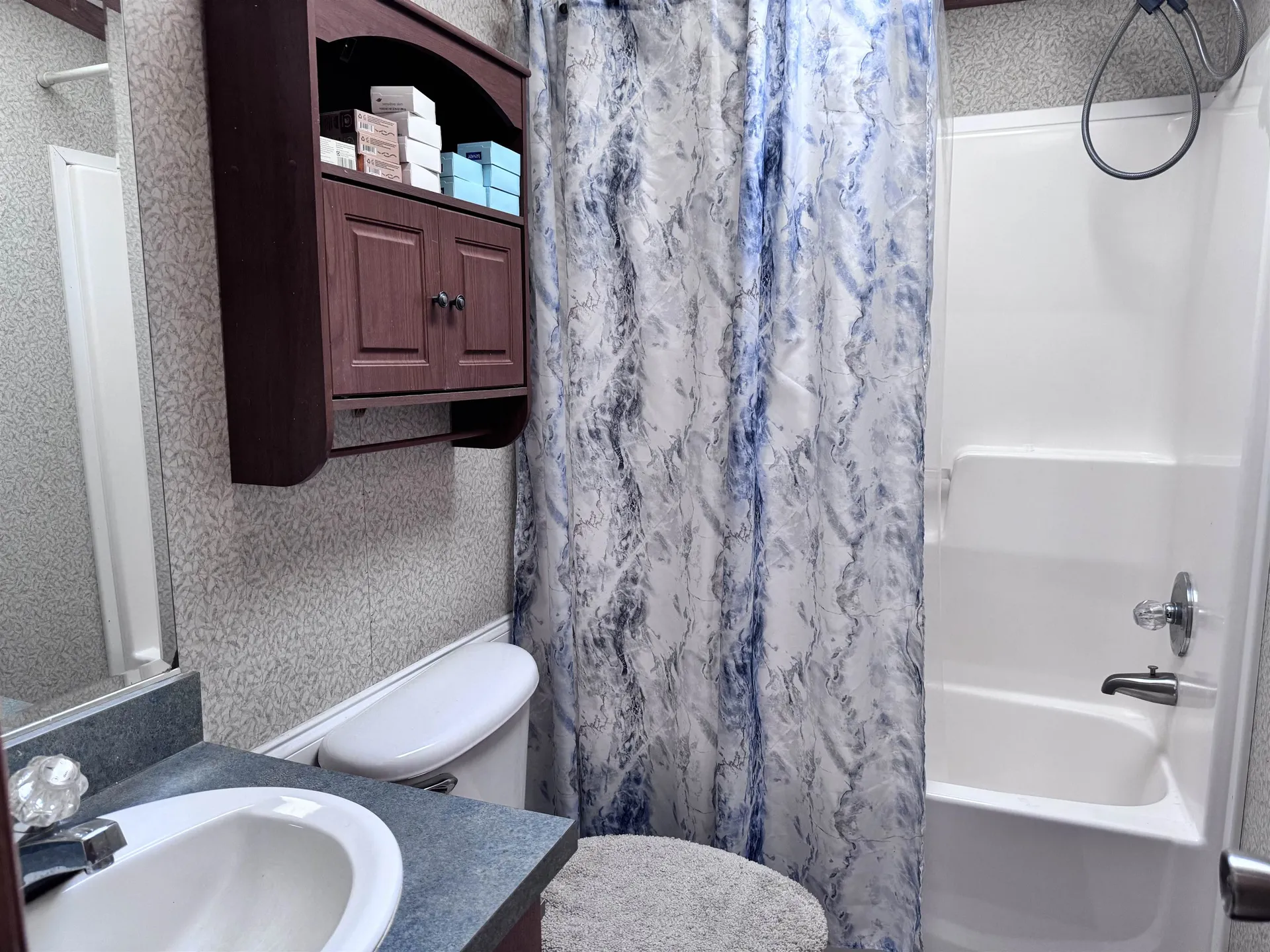 27 Fairway Avenue Newport NH 03773