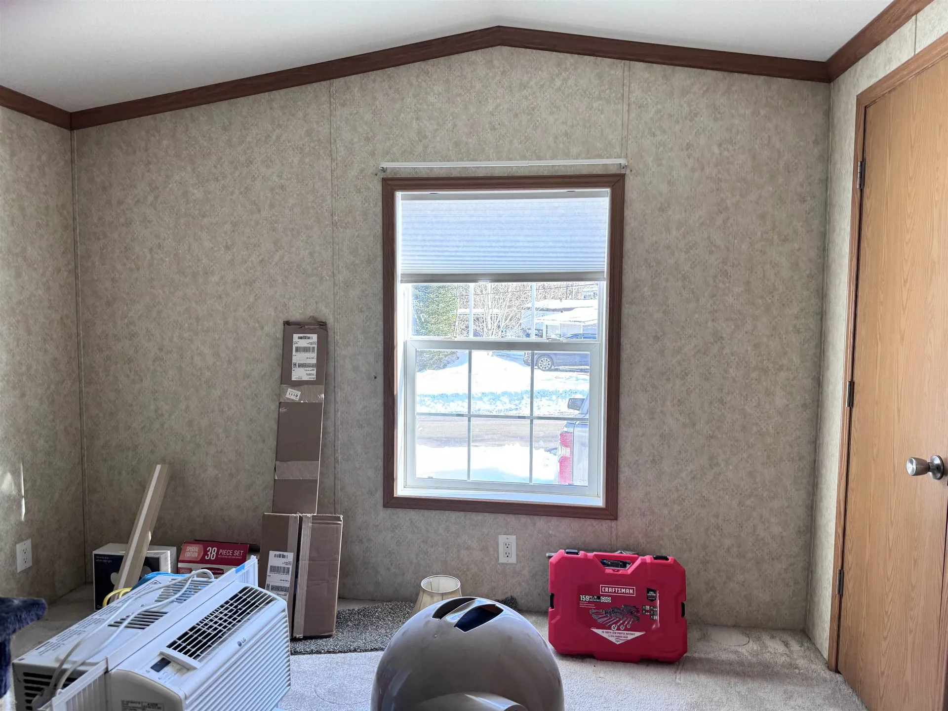 27 Fairway Avenue Newport NH 03773