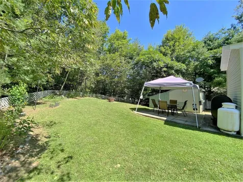 27 Fairway Avenue Newport NH 03773