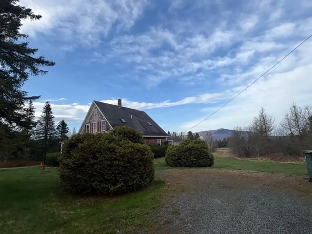 1376 Presidential Highway Jefferson NH 03583