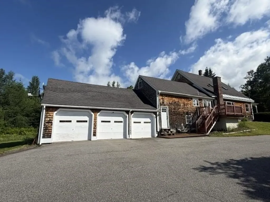 1376 Presidential Highway Jefferson NH 03583