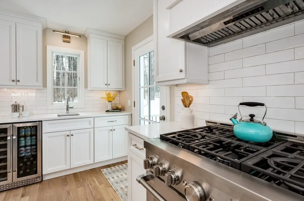 23 Riverview Road Durham NH 03824