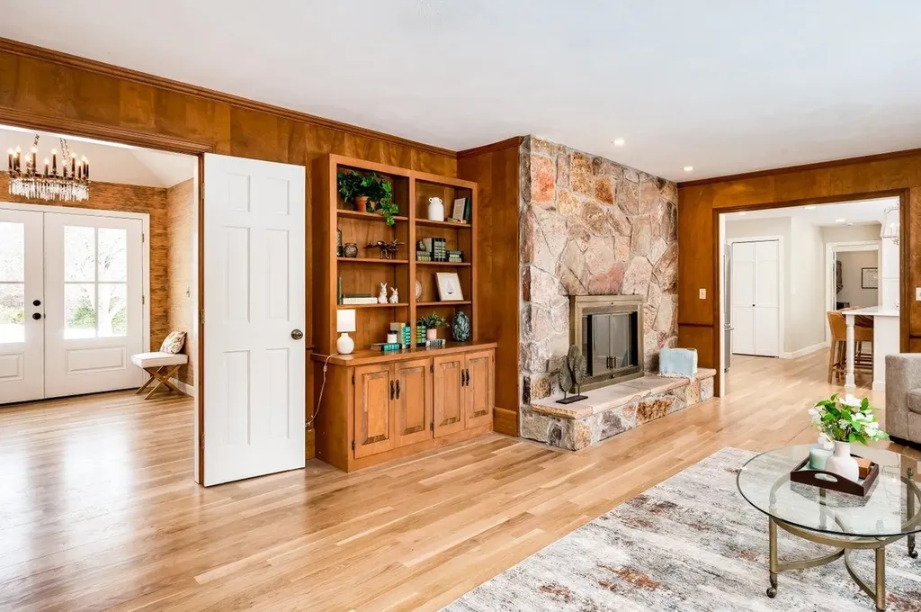 23 Riverview Road Durham NH 03824