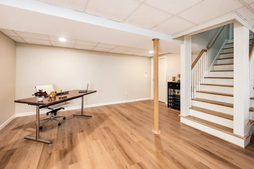 23 Riverview Road Durham NH 03824